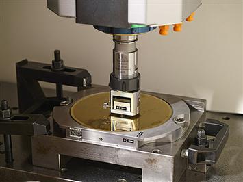 Ultraprecision High-speed Micro Machining Center QJM-VL1S-QJM-VL1S