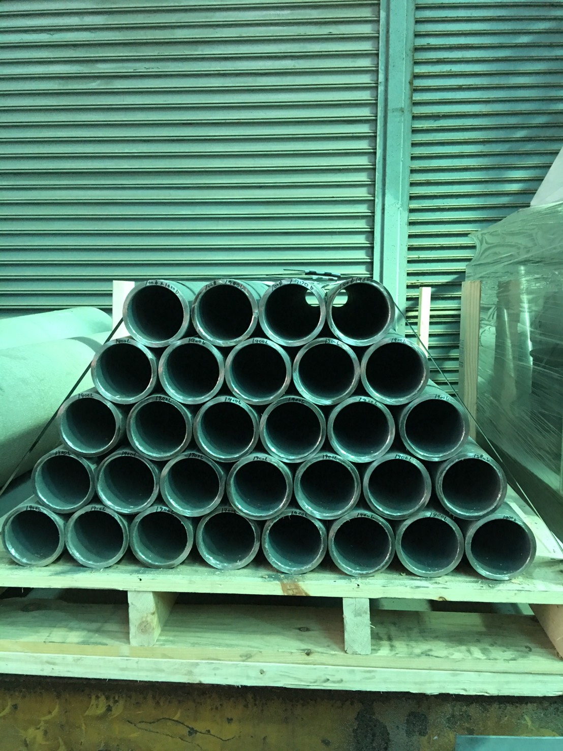 Centrifugal casting- Large pipe fittings